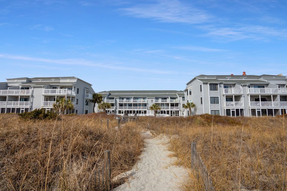 Condo, 3 Bedrooms | Exterior