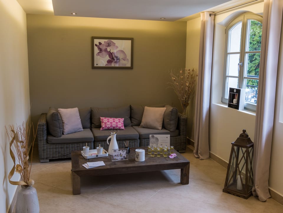 Couples treatment rooms, sauna, steam room, Turkish bath