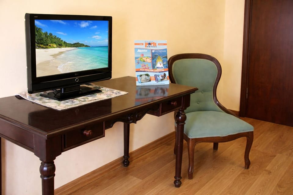 1 bedroom, minibar, in-room safe, desk