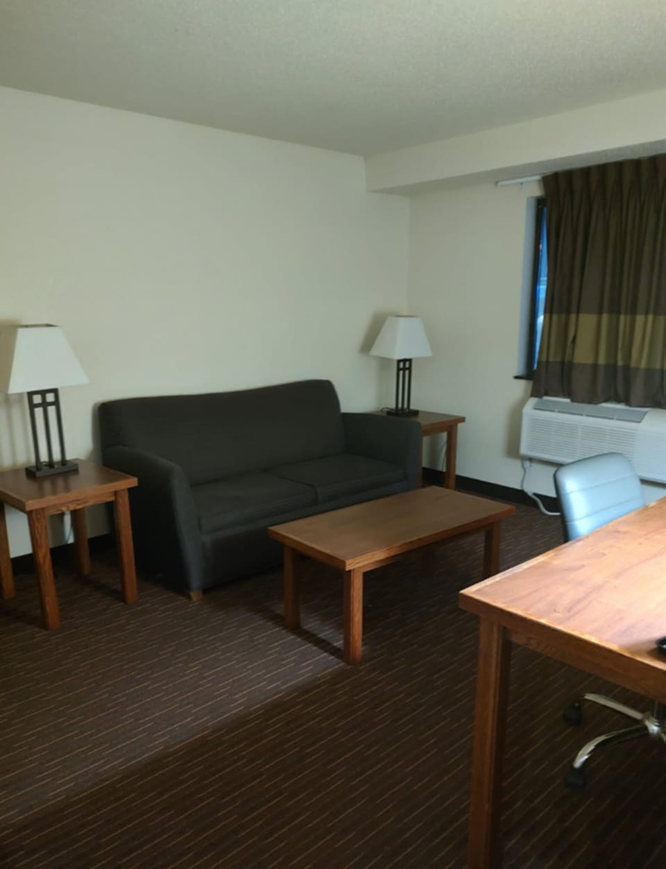 Studio Suite, 1 King Bed, Non Smoking | Desk, free cribs/infant beds, free WiFi, bed sheets