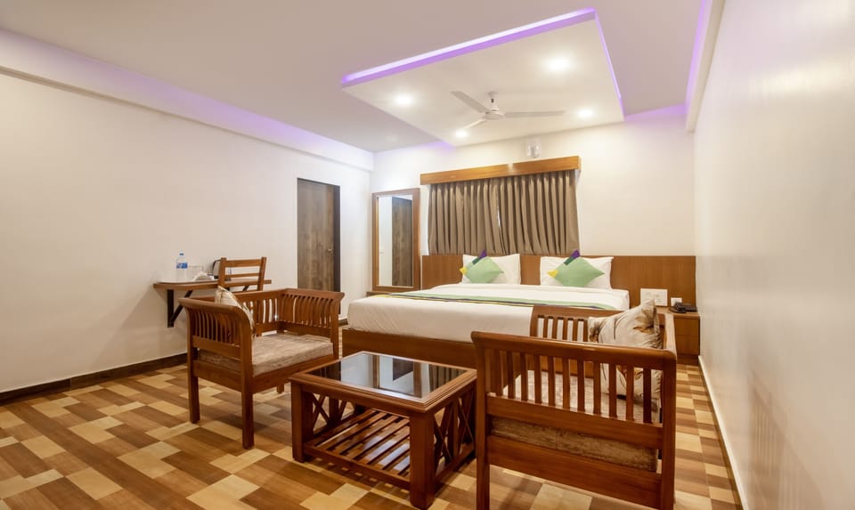 Standard Room | In-room safe, desk, iron/ironing board, rollaway beds