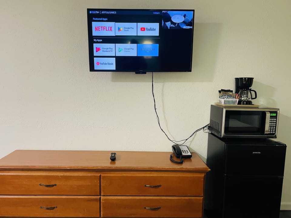 Standard Double Room, 2 Double Beds Non-smoking | Living area | LCD TV