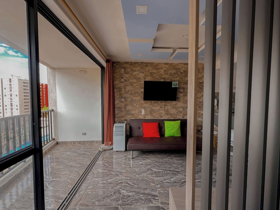 Basic Single Room | Free WiFi