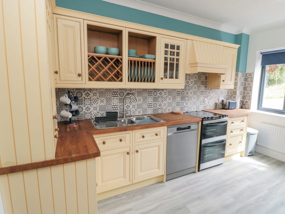 Fridge, dishwasher, electric kettle, toaster