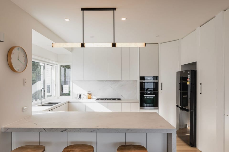 House | 5 bedrooms, desk, iron/ironing board, high-speed internet