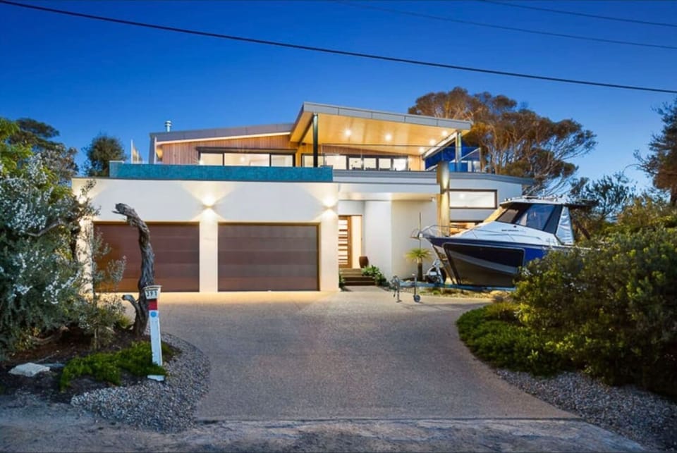 House, Accessible | 5 bedrooms, high-speed internet