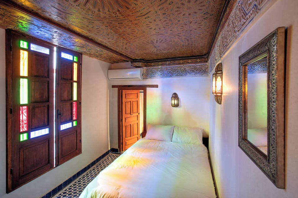 Comfort Double Room | WiFi (free), individually furnished, bed sheets
