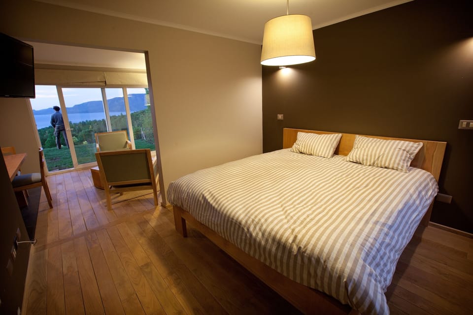 Triple Room | Premium bedding, down comforters, soundproofing, free WiFi