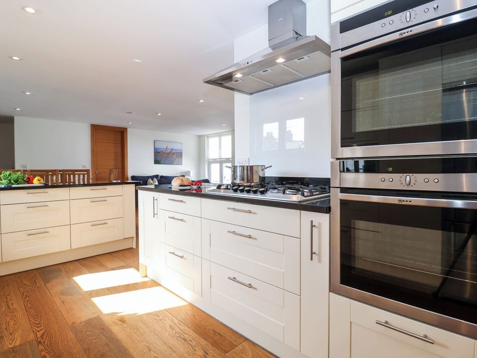Fridge, dishwasher, electric kettle, toaster