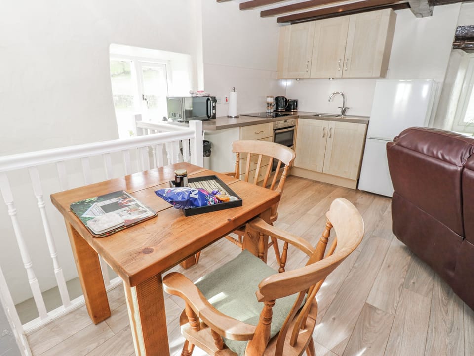Cottage | Interior