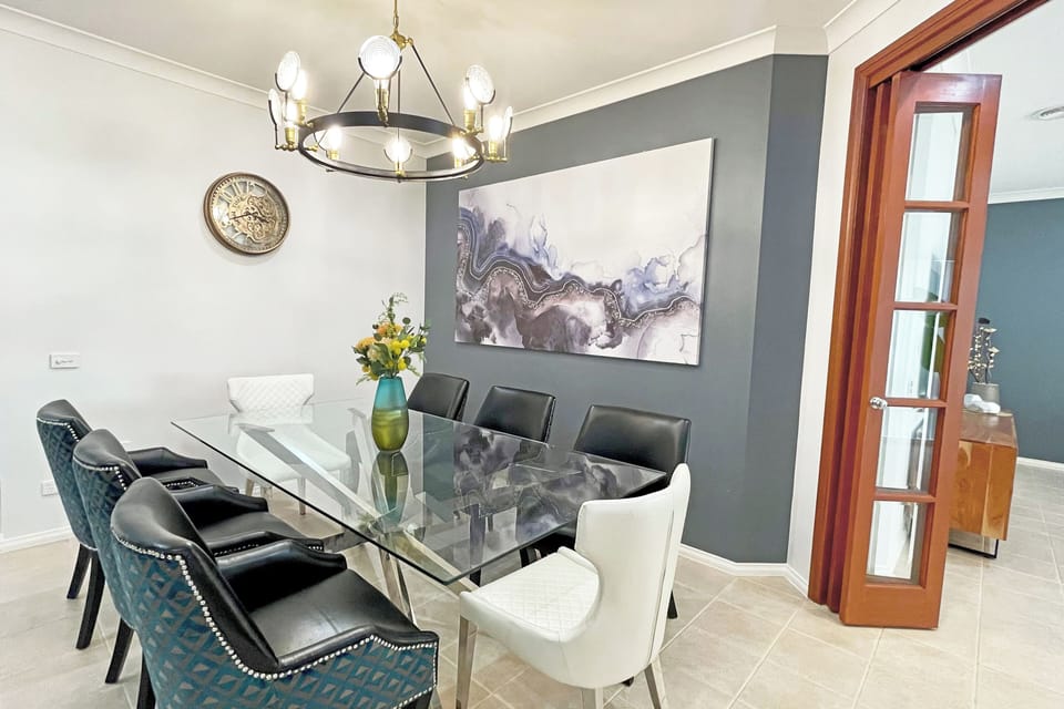 Grand House | In-room dining