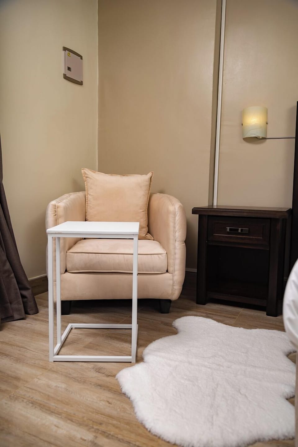 Standard Twin Room | In-room safe, iron/ironing board, free WiFi