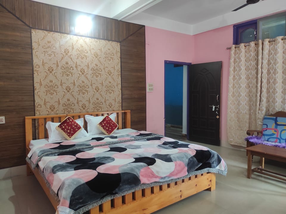 Premium bedding, bed sheets