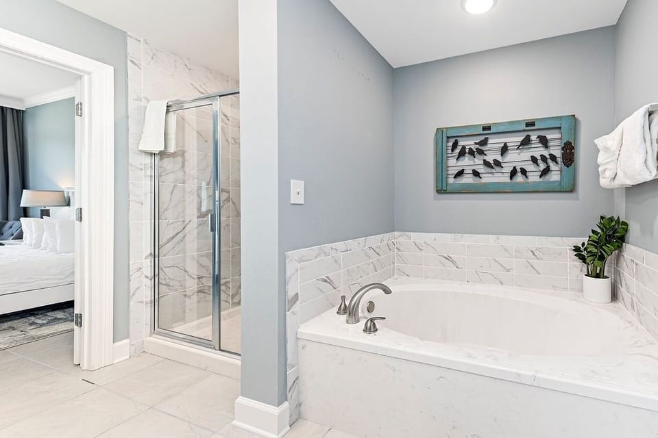 Phoenix Gulf Towers 1104 4 Bedroom Condo Apartment in Orange Beach