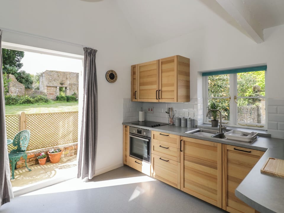 Fridge, dishwasher, electric kettle, toaster