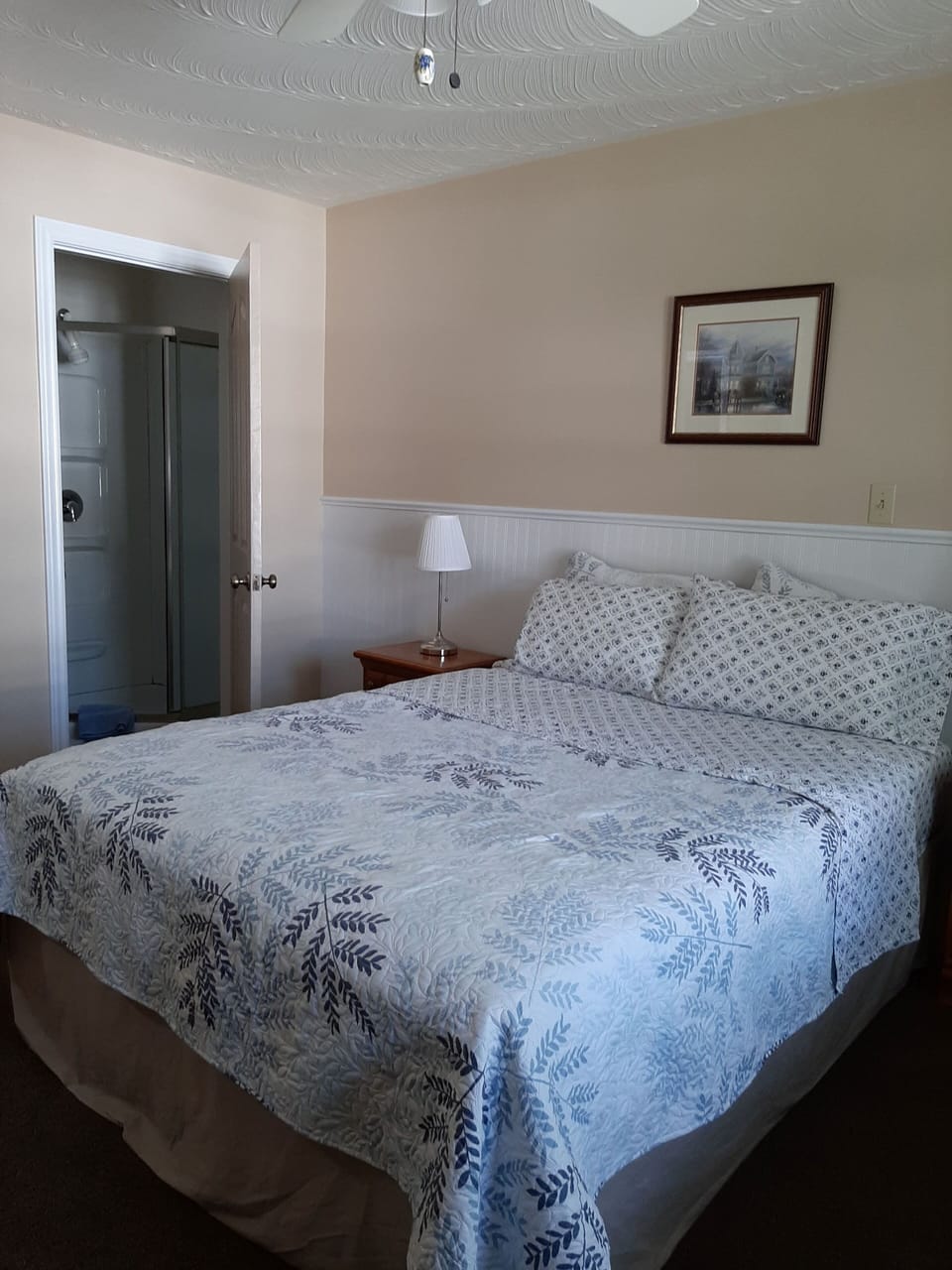 Basic Double Room | Bed sheets