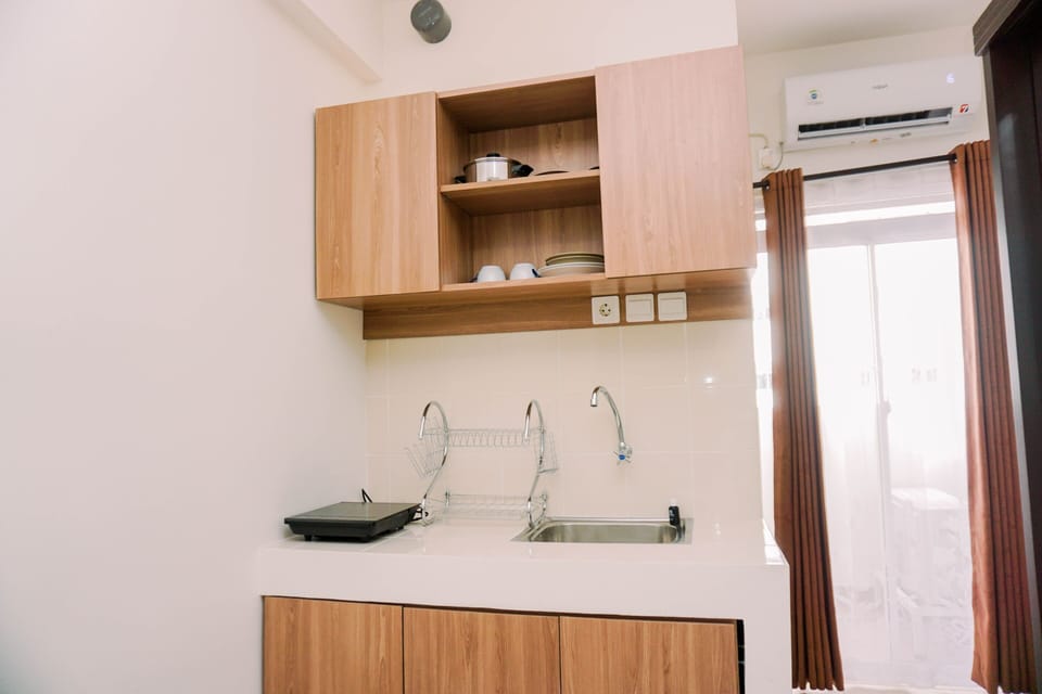 Studio | Private kitchen | Mini-fridge, stovetop
