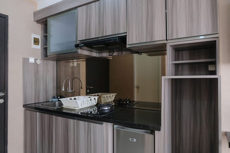Studio | Private kitchen | Mini-fridge, stovetop