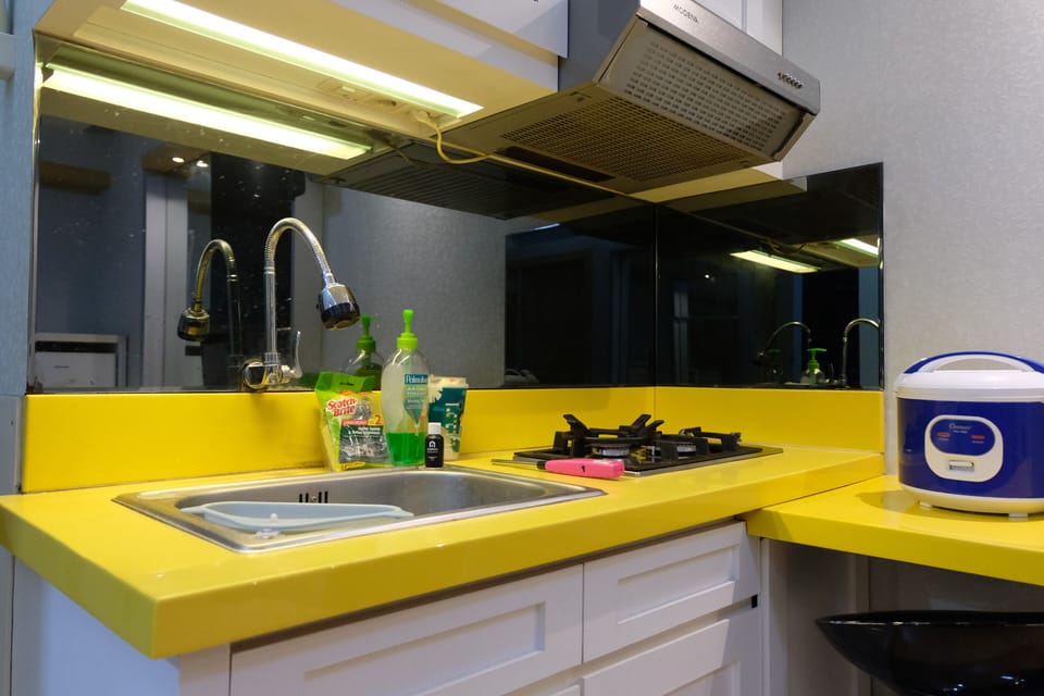 Apartment | Private kitchen | Full-size fridge, stovetop