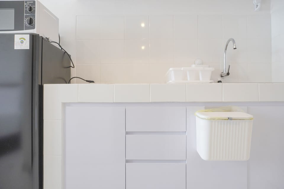 Studio | Private kitchen | Full-size fridge, rice cooker
