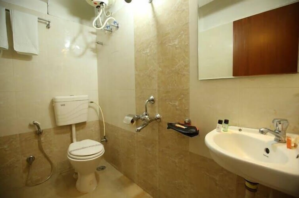 Executive Double Room | Bathroom