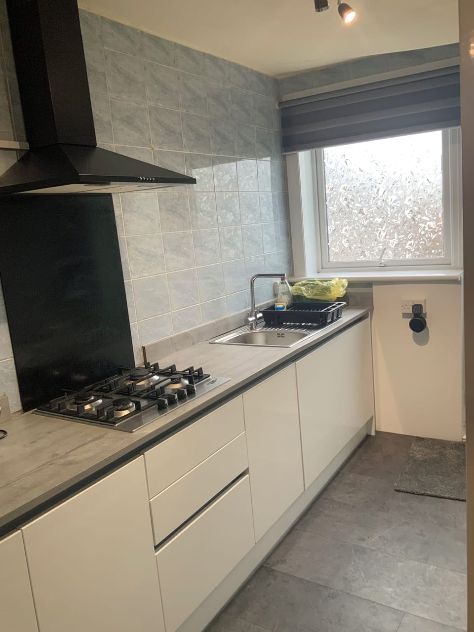 Apartment | Private kitchen | Fridge, microwave, stovetop, electric kettle