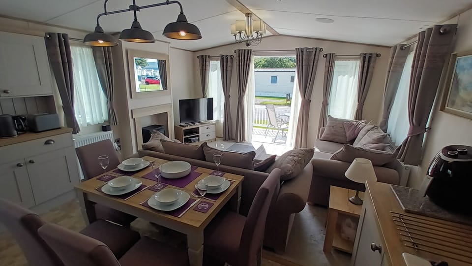 Mobile Home, 2 Bedrooms (Binka) | Living area | Fireplace