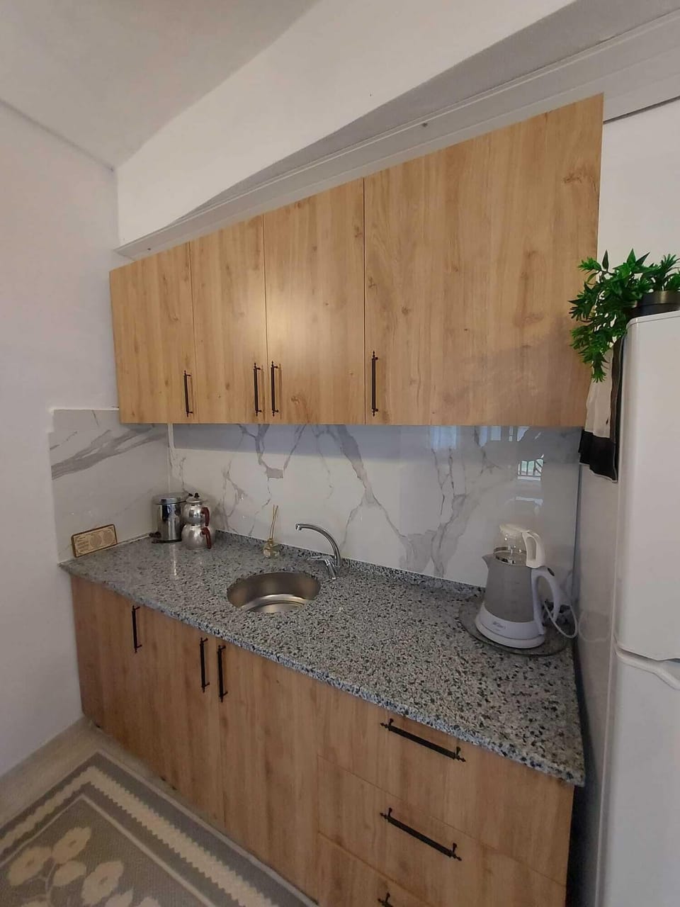 Family House | 2 bedrooms, Egyptian cotton sheets, premium bedding, blackout drapes