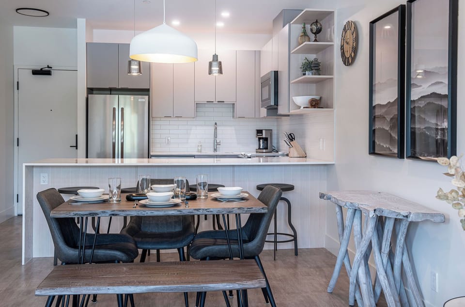 Condo | Private kitchen | Coffee/tea maker, full-size fridge, microwave, oven