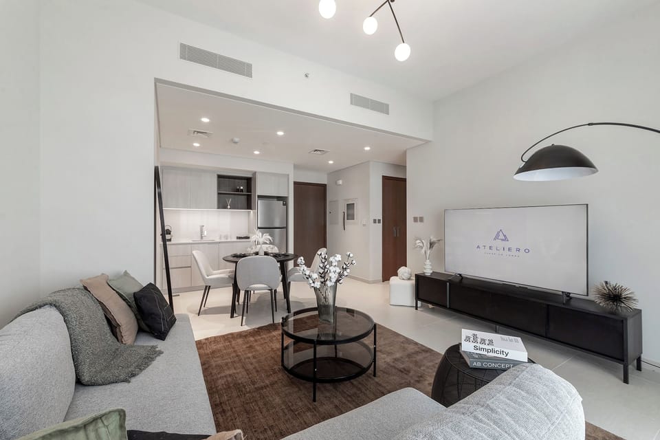 Premium Apartment, Balcony, City View | Living area