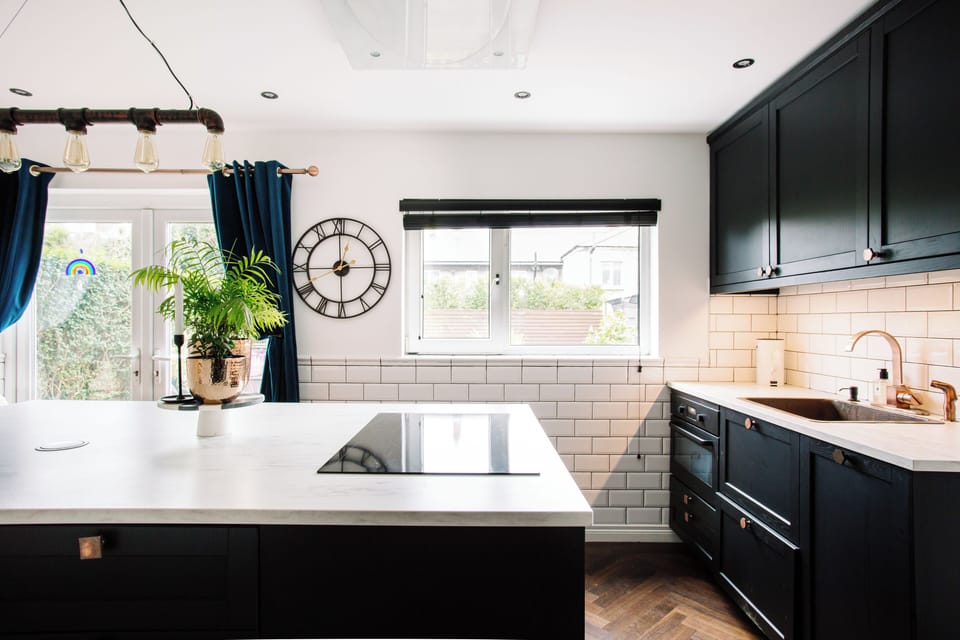 House | Private kitchen | Fridge, microwave, oven, stovetop
