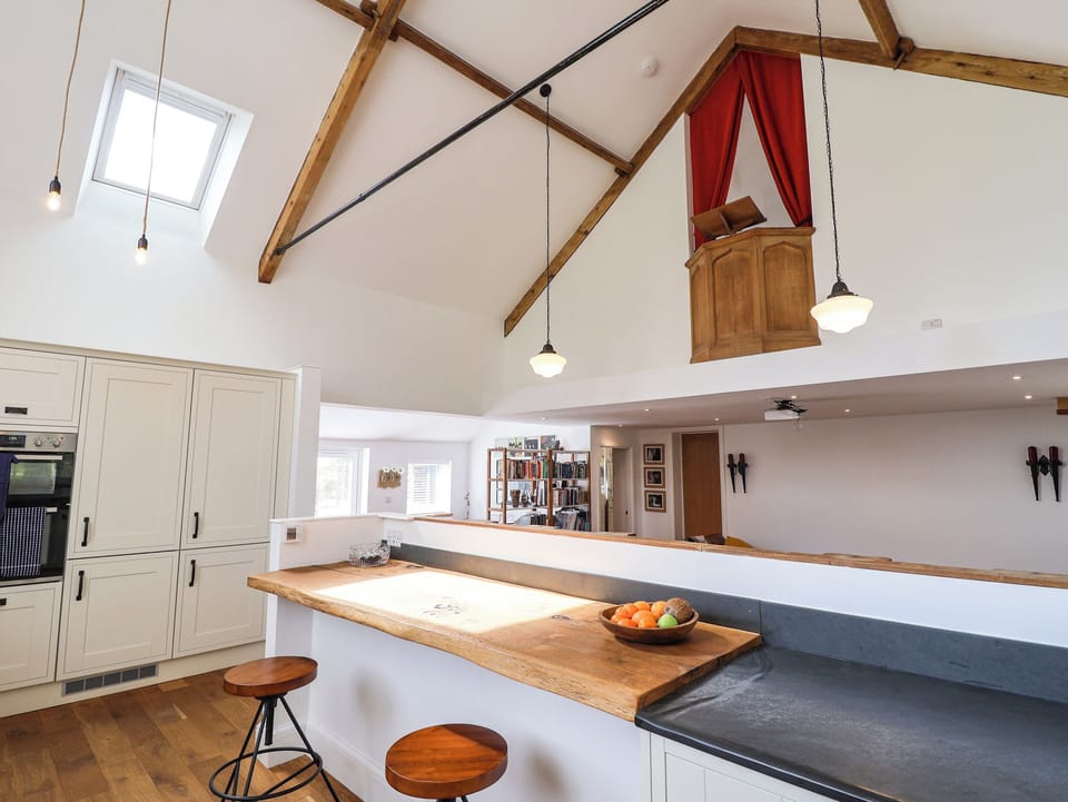 Fridge, dishwasher, electric kettle, toaster