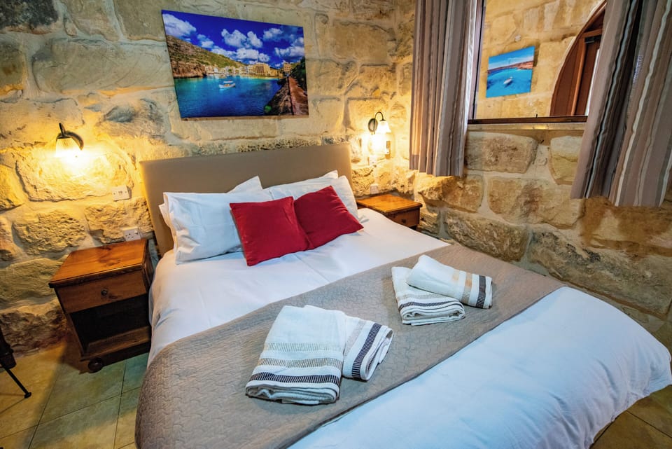 Villa | 6 bedrooms, free WiFi, bed sheets