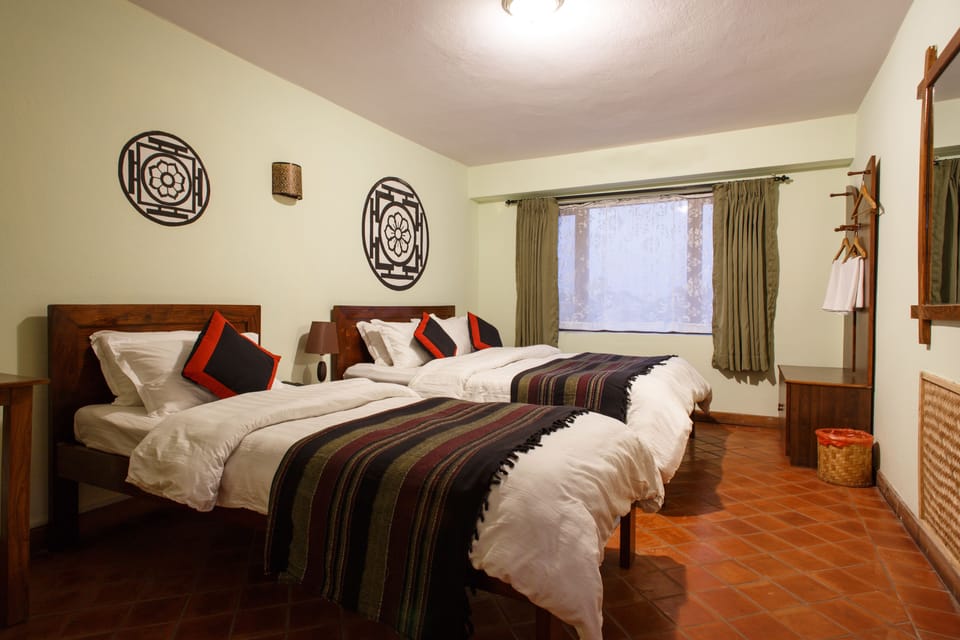 Standard Twin Room | Desk, soundproofing, free WiFi