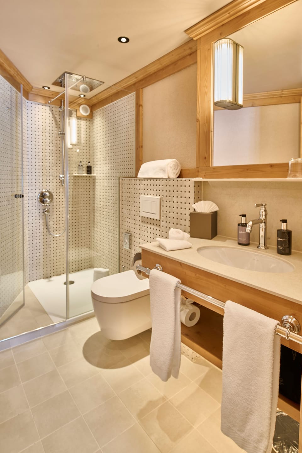Panoramic Suite | Bathroom | Hair dryer, bathrobes, towels