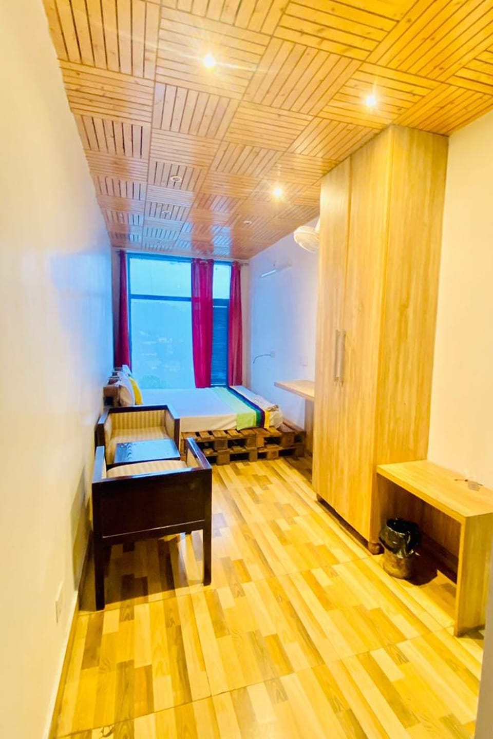 Standard Room | Desk, bed sheets