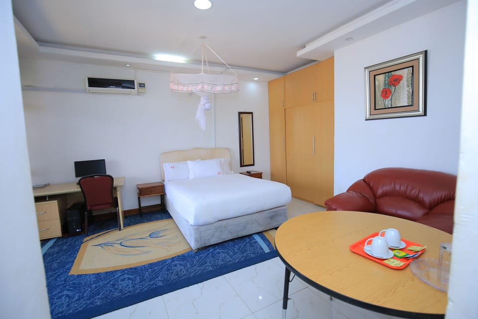 Business Double Room | Free WiFi