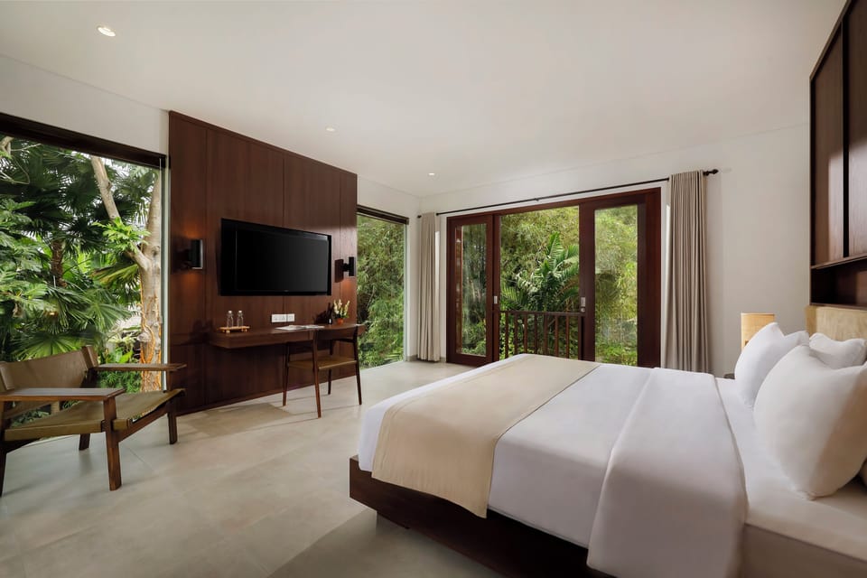 4 Bedroom Pool Villa | 4 bedrooms, minibar, desk, laptop workspace