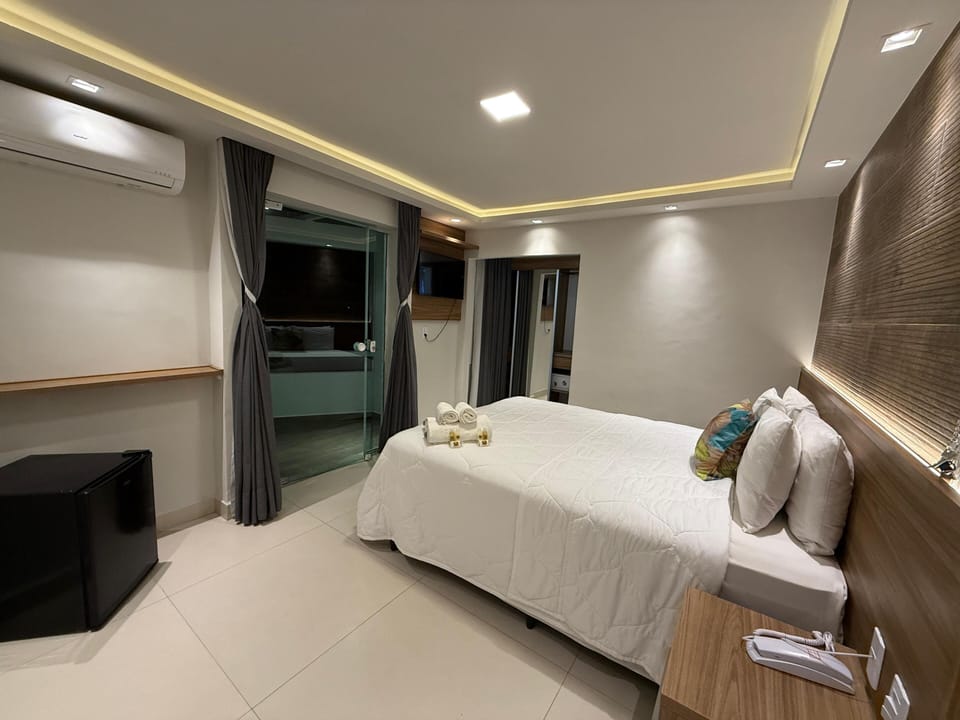 Panoramic Room | Premium bedding, minibar, in-room safe, iron/ironing board