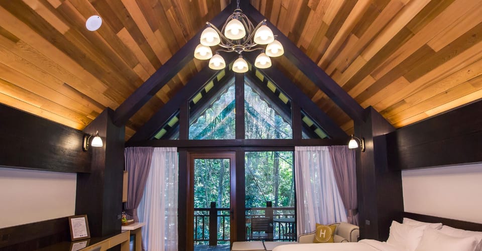 Deluxe Quadruple Room, 2 Queen Beds, Non Smoking, Mountain View | Minibar, laptop workspace, soundproofing, free WiFi