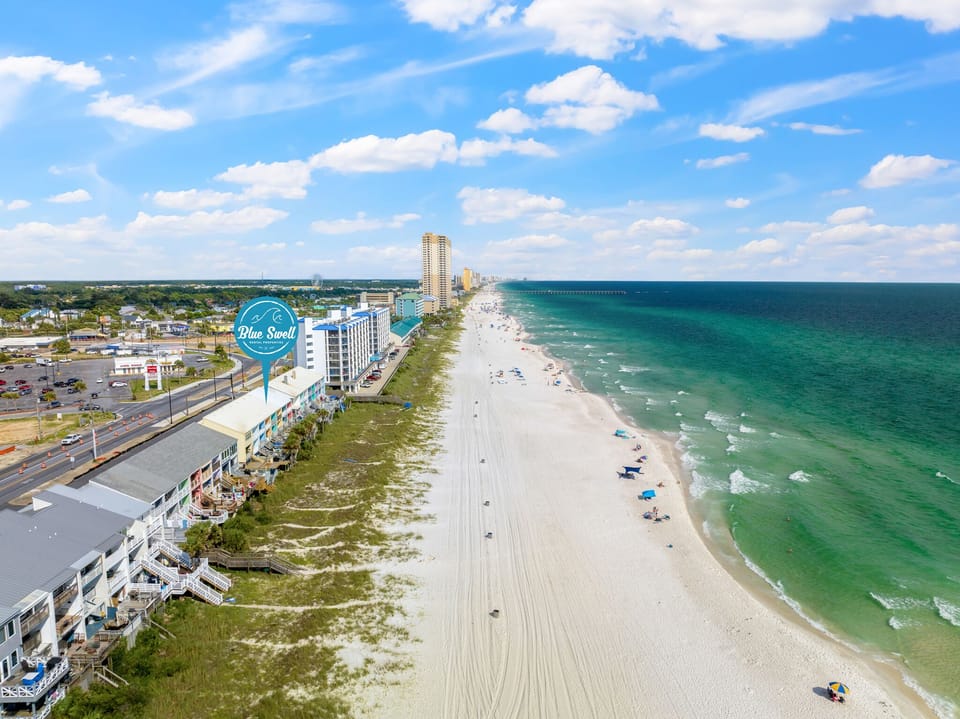 2bd/2.5ba Gulf Front Townhome Near Pier Park! Gulf Views! Beach Access! Apartment in Panama City Beach