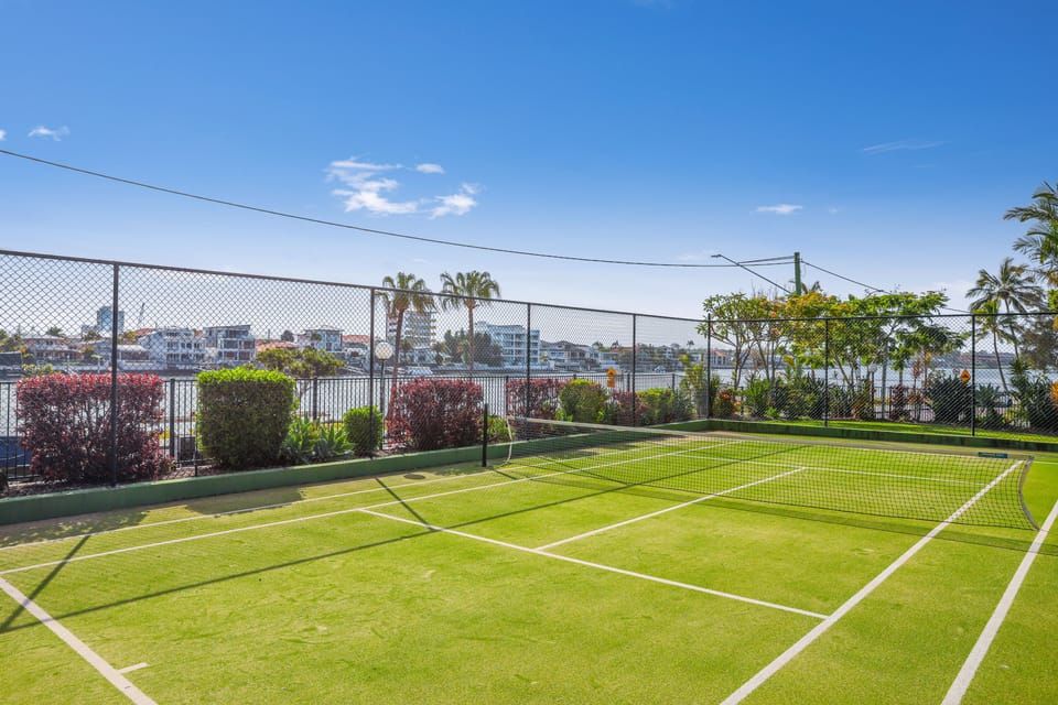 Tennis court