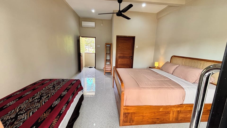 Superior Double Room | In-room safe, blackout drapes, WiFi (free), bed sheets