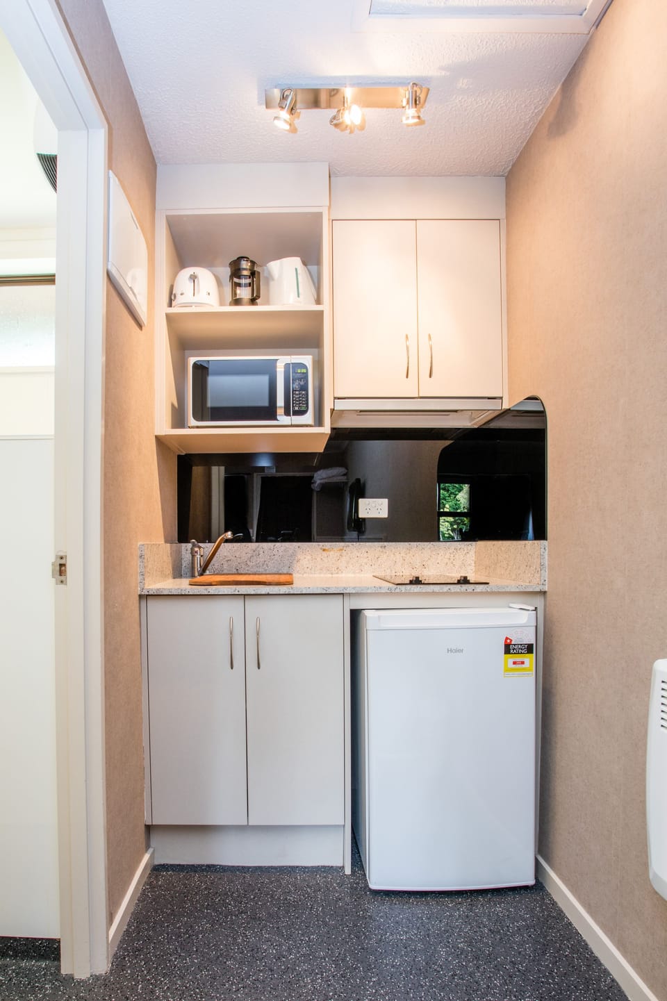 Self Contained Motel Unit | Bed sheets