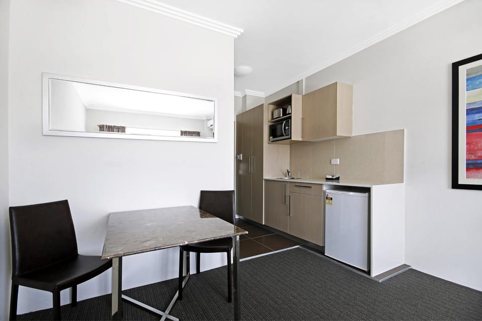 Fridge, microwave, coffee/tea maker, electric kettle