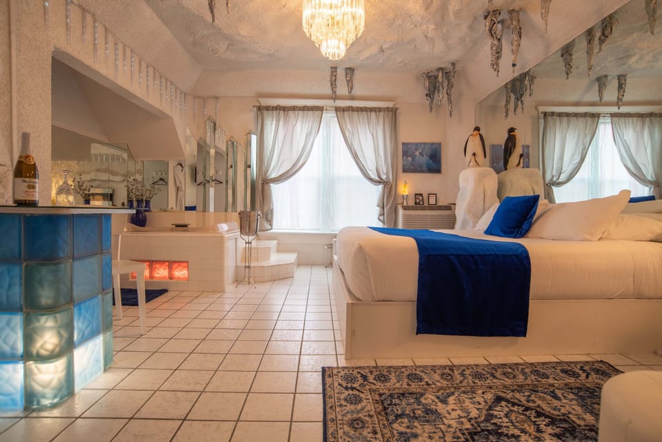 Room (Fire and Ice) | Premium bedding, individually decorated, individually furnished