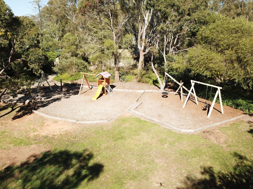 Winbi River Resort Holiday Rentals Apartment in Echuca