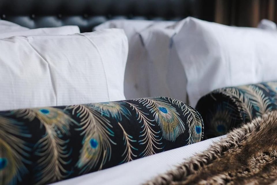 Small Double | 1 bedroom, Egyptian cotton sheets, premium bedding, minibar