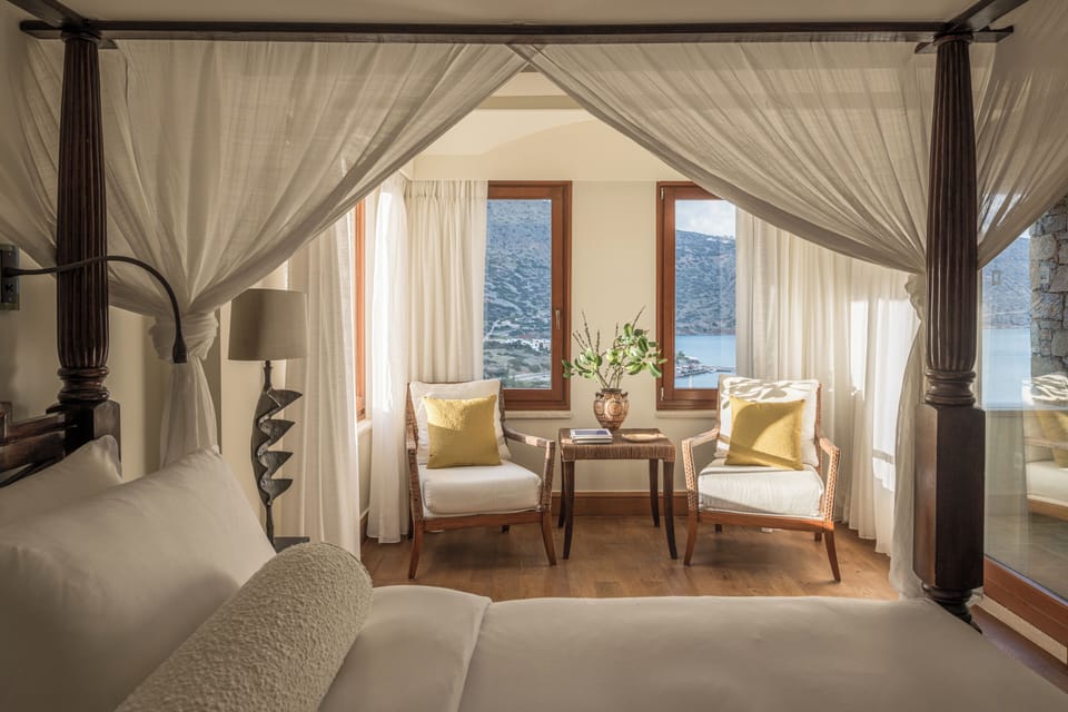 Deluxe Suite, Sea View | Premium bedding, down comforters, minibar, in-room safe