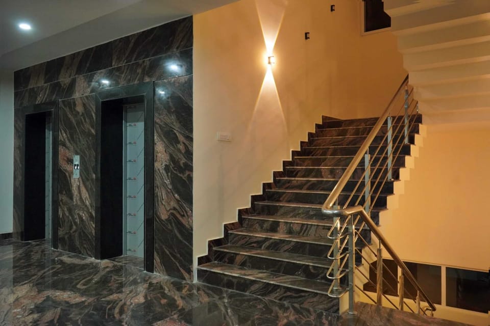 HOTEL NIVETHA INN Hotel in Coimbatore